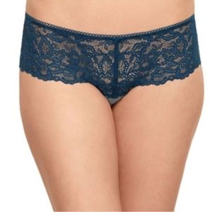 B. Tempt’d by Wacoal B. Charming Lace Tanga Thong Panties Teal Blue 6 M NWT